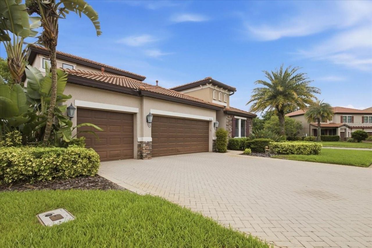 4508 Grand Lakeside Drive E, Palm Harbor, FL 34684 Photo