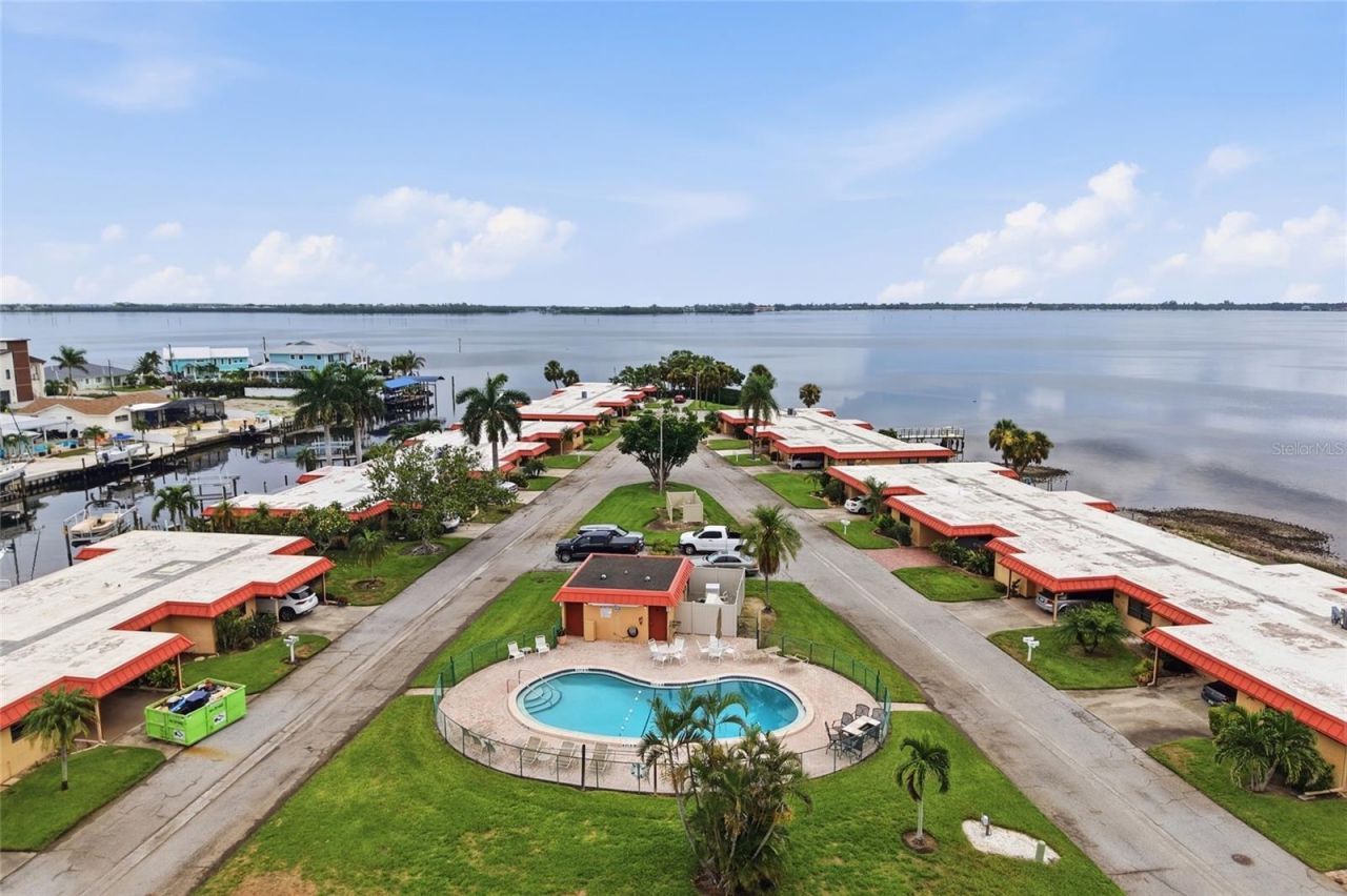 3844 Catalina Drive, Unit 3844, Bradenton, FL 34210 Photo
