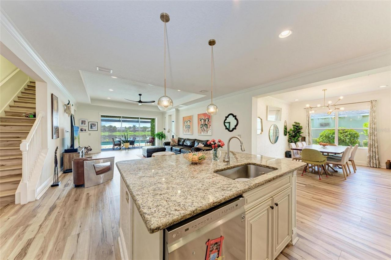 12051 Forest Park Circle, Bradenton, FL 34211 Photo