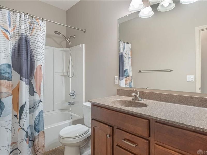 10138 Benham Drive, Washington Township, OH 45458 Photo 19