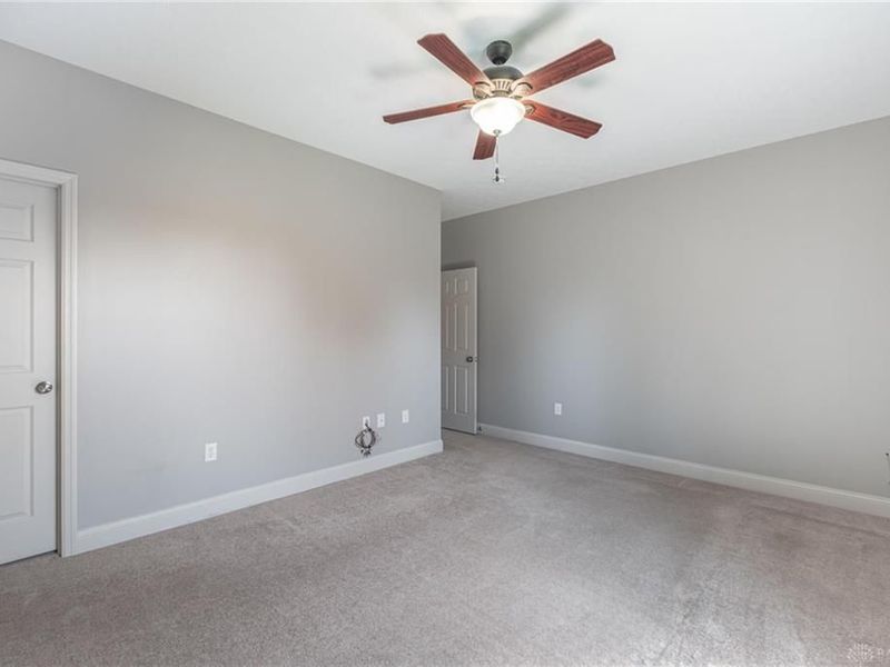 10138 Benham Drive, Washington Township, OH 45458 Photo 21