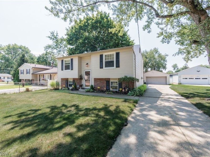 1404 Kendale Drive , Akron, OH 44314 Photo 3