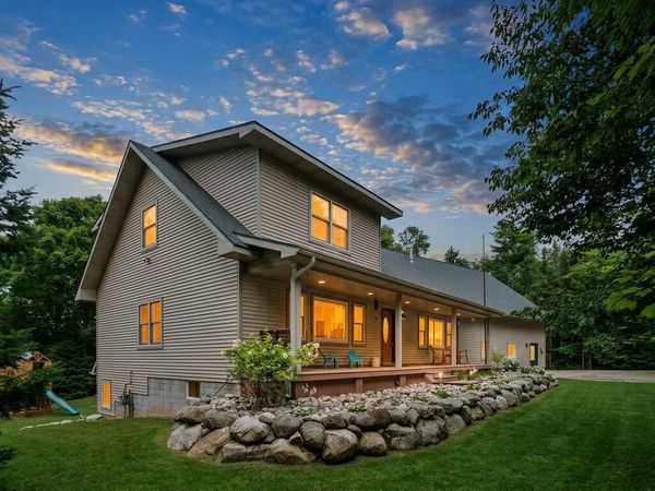 1520 Valley Drive, Mackinaw City, MI 49701