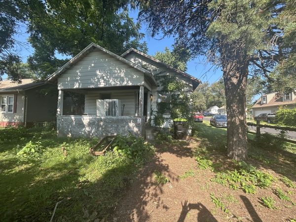 1801 Karo Street , Pekin, IL 61554