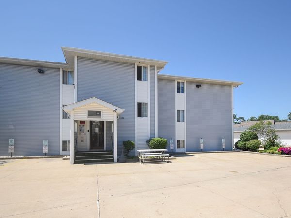 3170 W Monroe Street , Unit 112, Waukegan, IL 60085