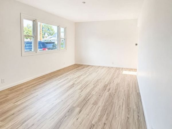 612 Dallas Street, De Soto, IA 50069