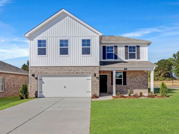 104 Abigail Court, Muscle Shoals, AL 35674