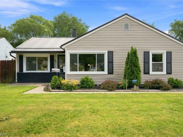145 Hawthorne Drive , Painesville Twp, OH 44077