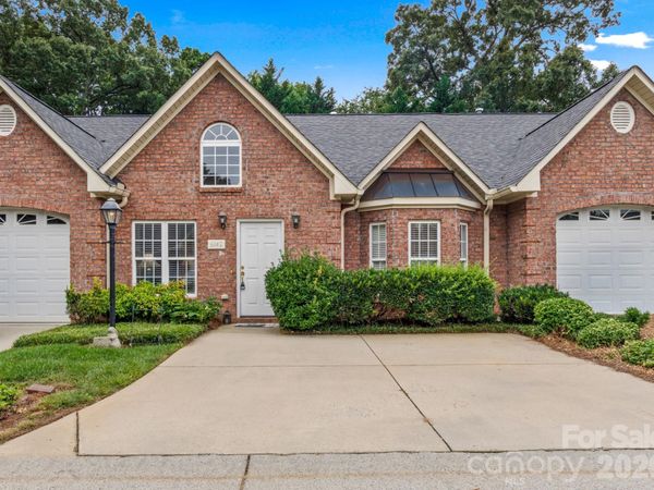 6142 Stadium Ridge Court , Clemmons, NC 27012