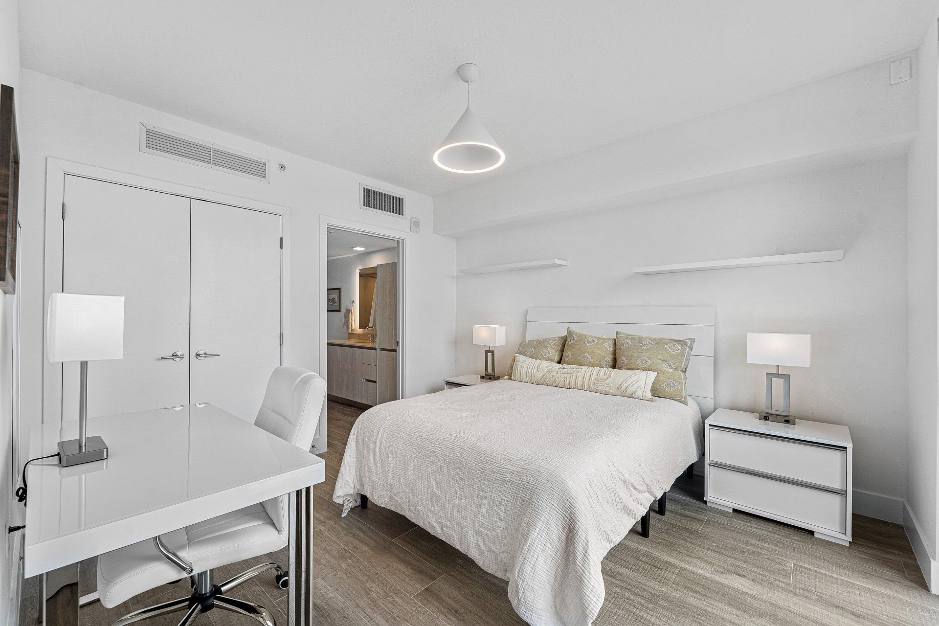 111 SE 1st Avenue, Unit 406, Delray Beach, FL 33444 Photo
