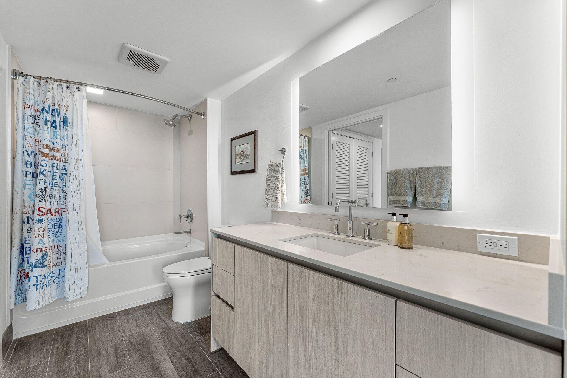 111 SE 1st Avenue, Unit 406, Delray Beach, FL 33444 Photo