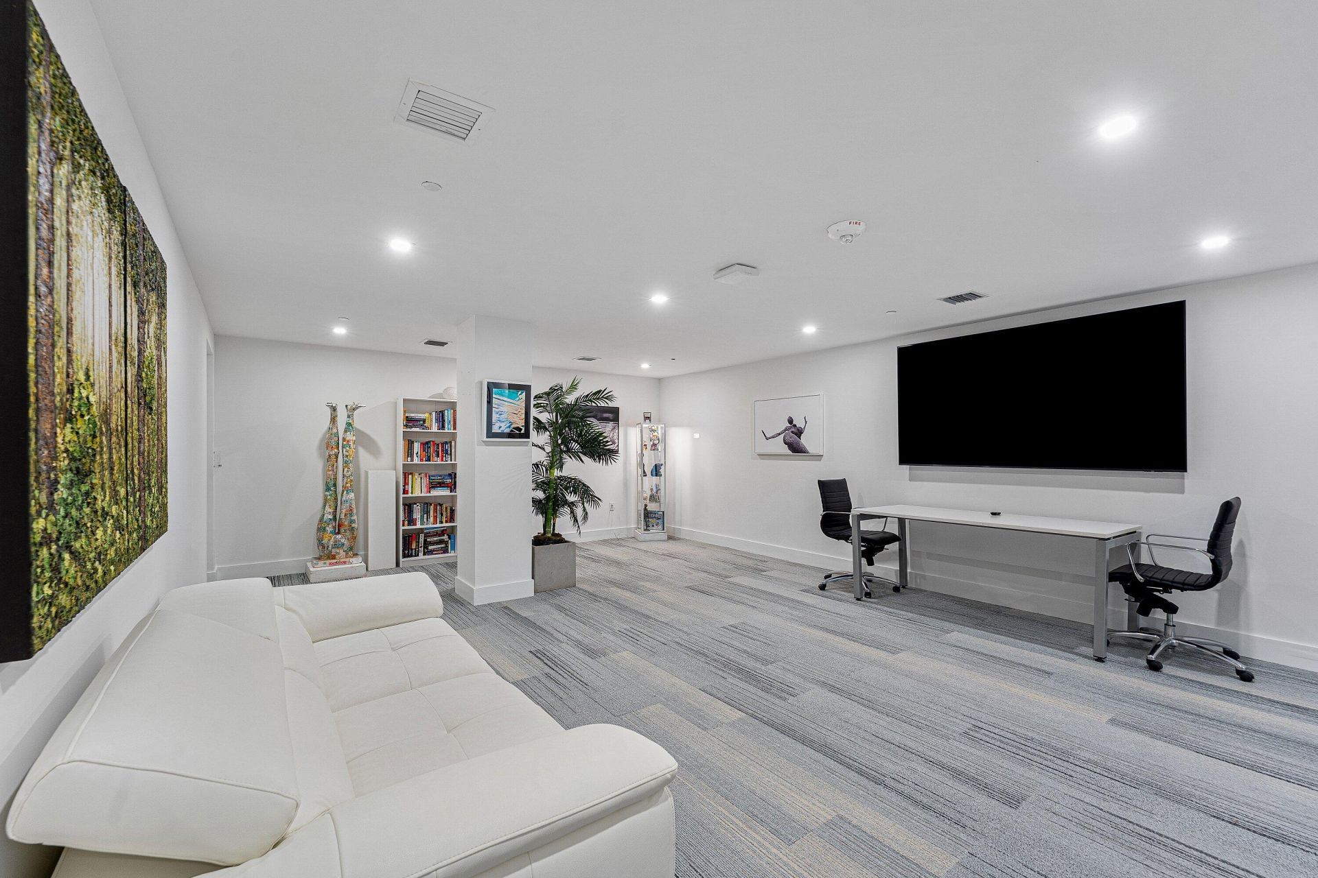 111 SE 1st Avenue, Unit 406, Delray Beach, FL 33444 Photo