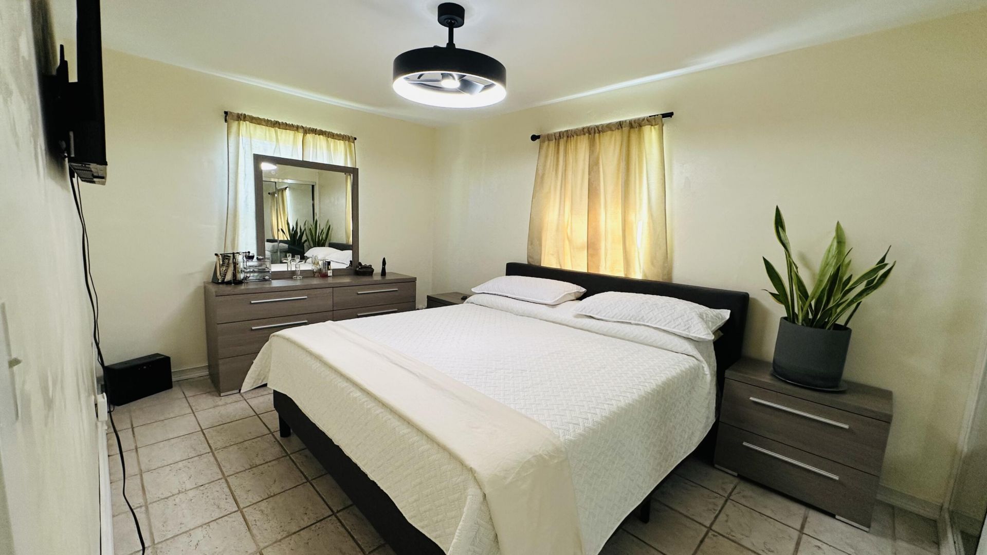 6710 Forest Court, West Palm Beach, FL 33405 Photo