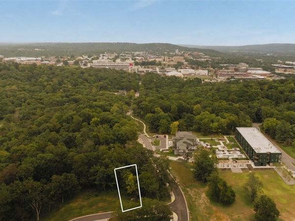 2288 Runners Ridge , Unit 1, Fayetteville, AR 72701
