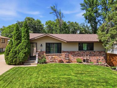 1530 Fairfield Street, Lincoln, NE 68521