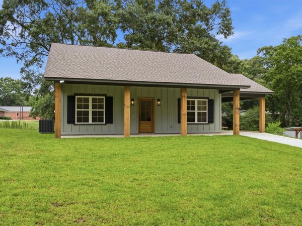 99 Richburg Ave., Purvis, MS 39475