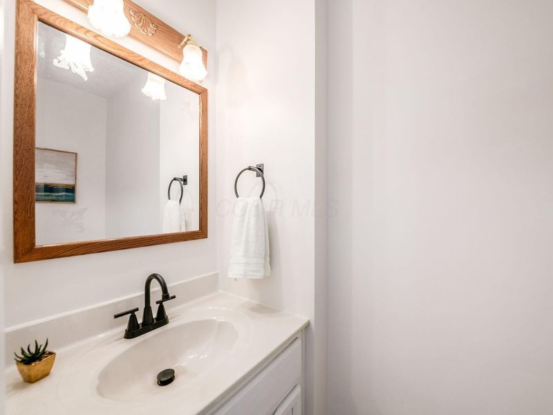 4418 Village Park Drive , Columbus, OH 43228 Photo 18