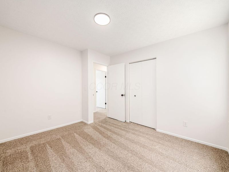 4418 Village Park Drive , Columbus, OH 43228 Photo 27