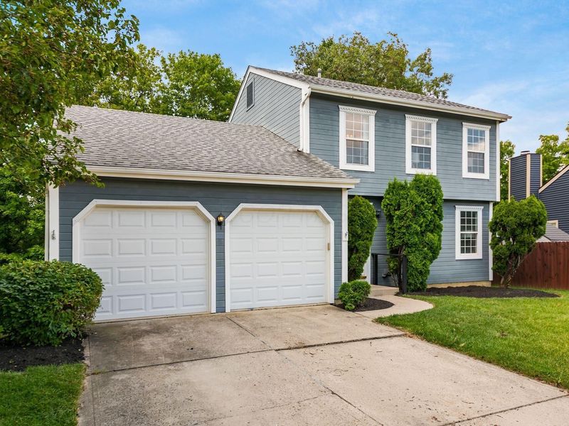 4418 Village Park Drive , Columbus, OH 43228 Photo 3