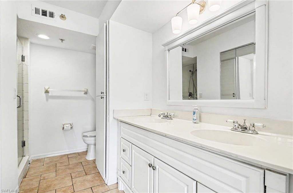 9650 Victoria Ln , Unit 104, Naples, FL 34109 Photo