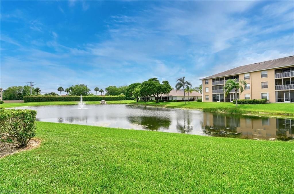 9650 Victoria Ln , Unit 104, Naples, FL 34109 Photo