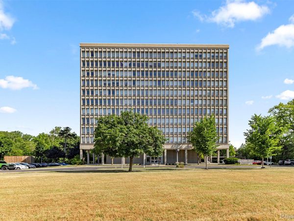 22700 Garrison Street , Unit 707, Dearborn, Mi 48124