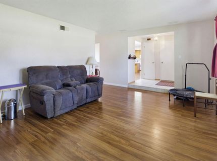 8101 Donnawood Way, Orangevale, CA 95662 Photo