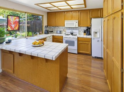 8101 Donnawood Way, Orangevale, CA 95662 Photo