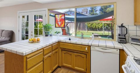 8101 Donnawood Way, Orangevale, CA 95662 Photo