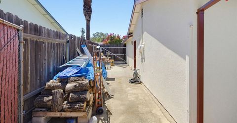 8101 Donnawood Way, Orangevale, CA 95662 Photo