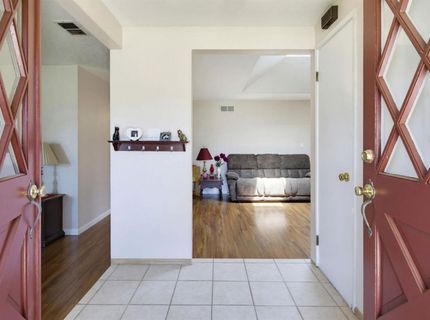 8101 Donnawood Way, Orangevale, CA 95662 Photo