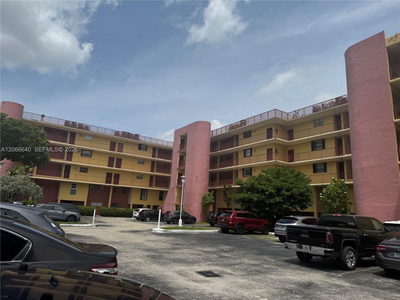 8775 Park Blvd , Unit 123, Miami, FL 33172 Photo