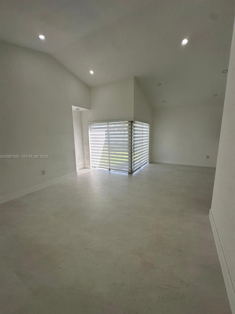 20926 SW 124th Ave Rd , Miami, FL 33177 Photo