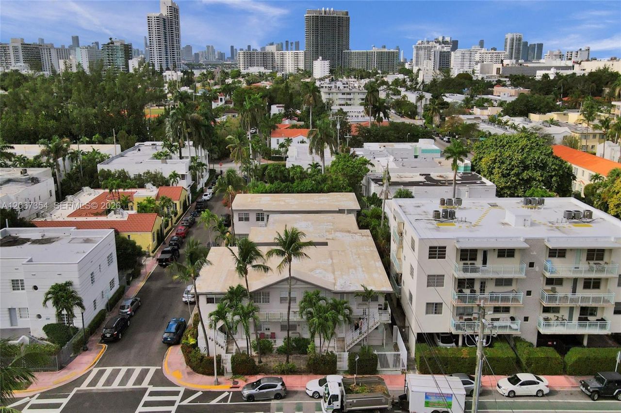 717 Espanola Way , Unit 205, Miami Beach, FL 33139 Photo
