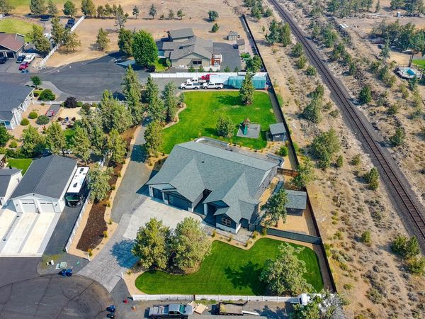 9412 18th Court, Terrebonne, OR 97760