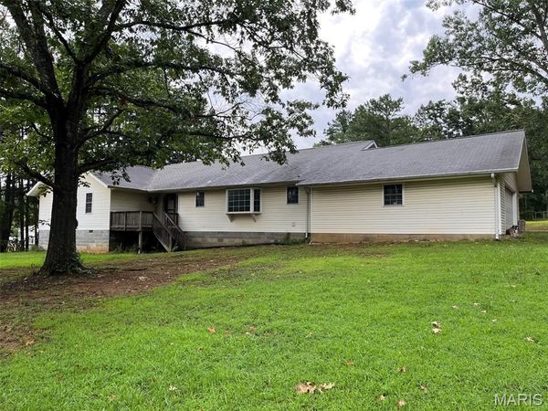 37 Wayne 353B , Piedmont, MO 63957