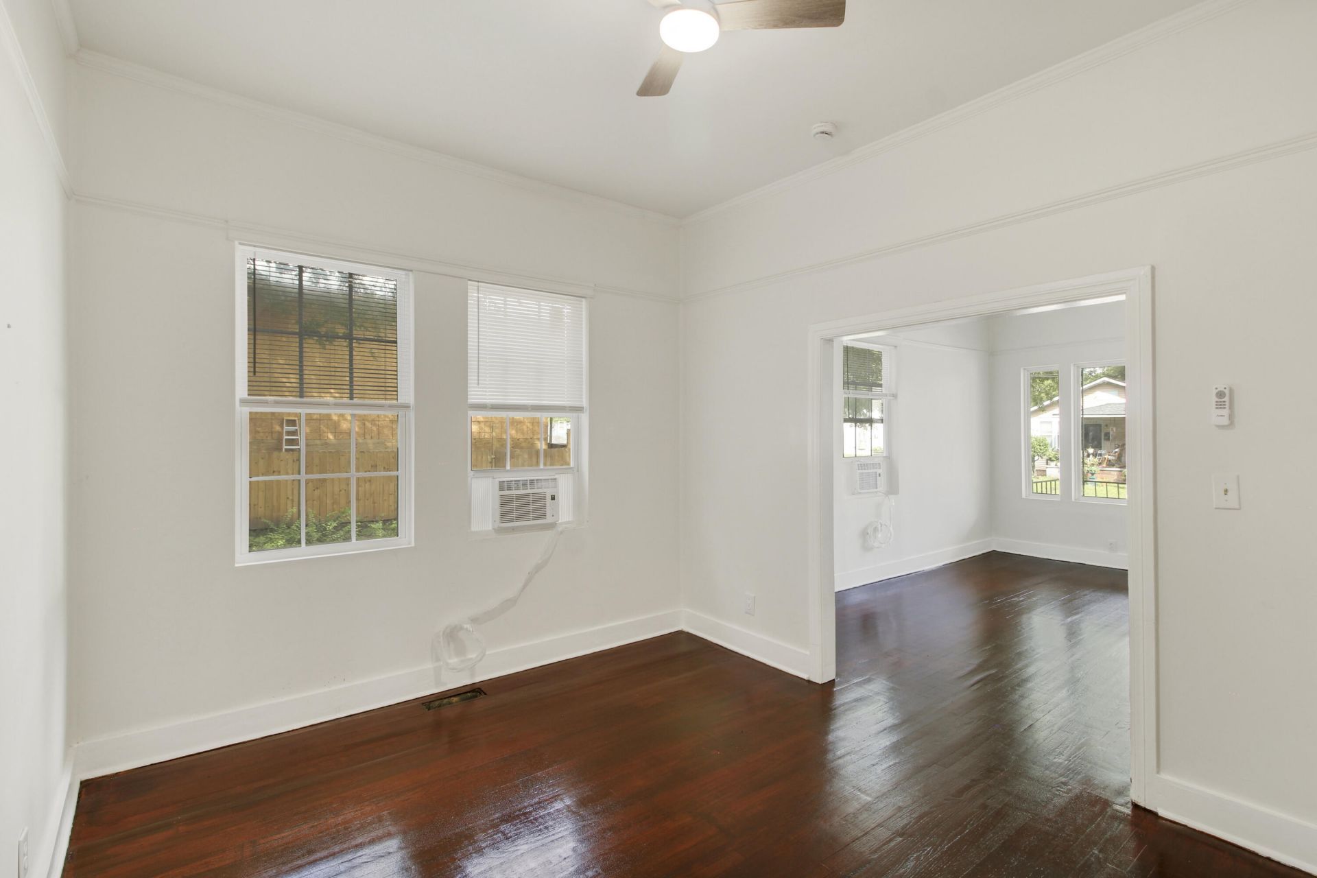 1811 Carlton Street Photo 18