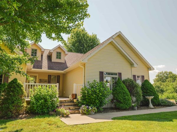 14988 Beaverdale Road, Unit 1, Danville, IA 52623