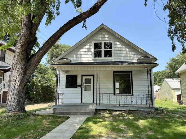 915 21st Street, Sioux City, IA 51104