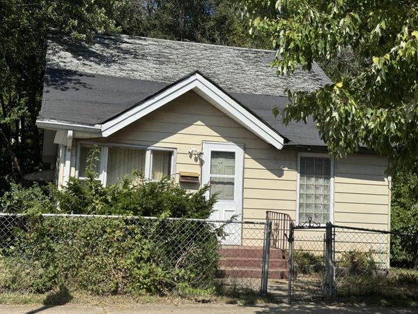 903 Ames Street , Hammond, IN 46320