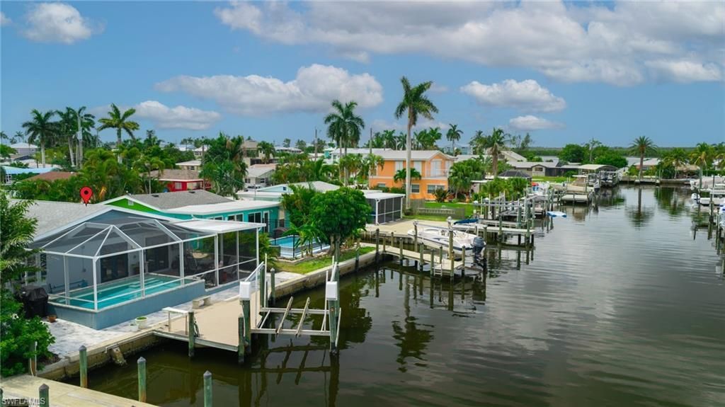 2574 Bayshore Dr, Matlacha, FL 33993 Photo