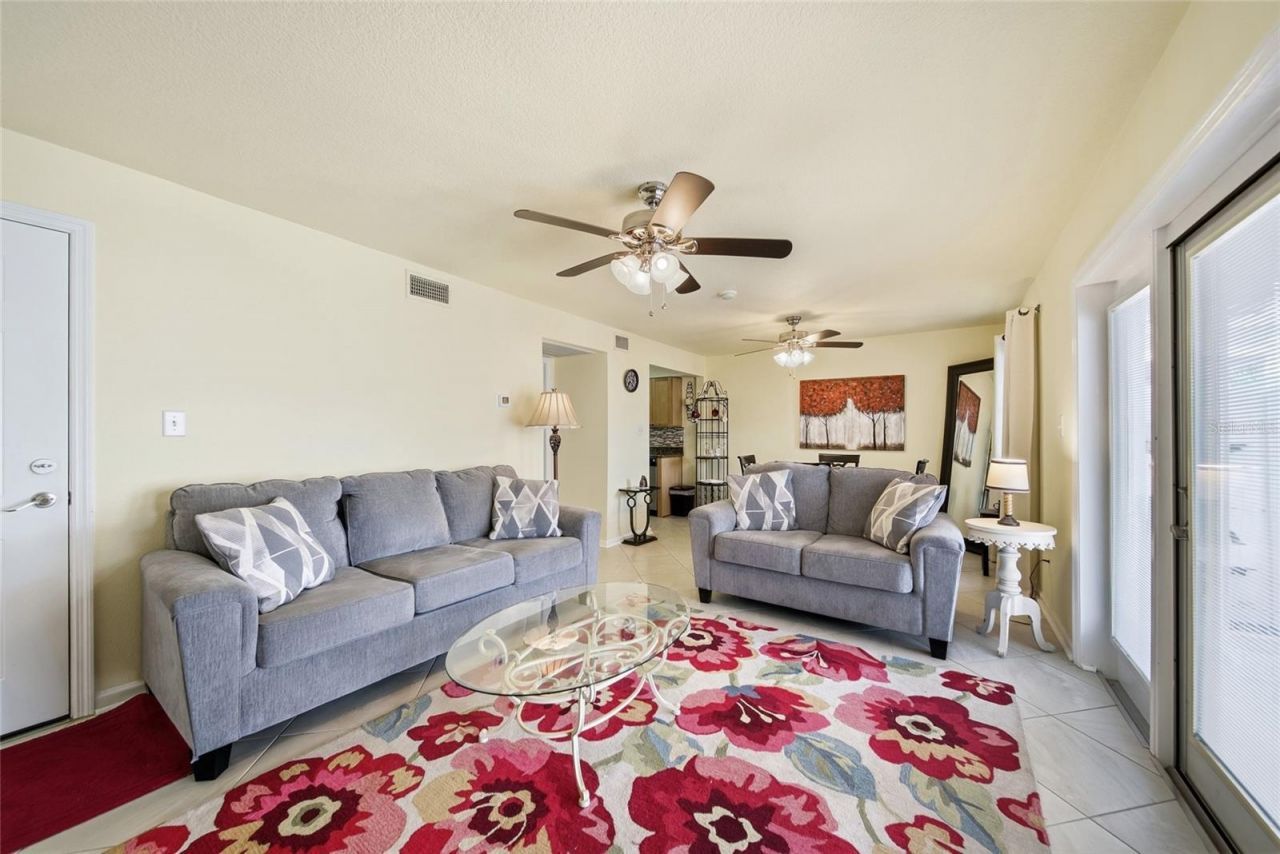 5092 Beach Drive Se, Unit A, Saint Petersburg, FL 33705 Photo