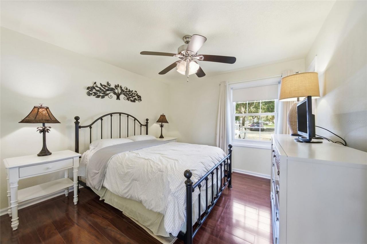 5092 Beach Drive Se, Unit A, Saint Petersburg, FL 33705 Photo