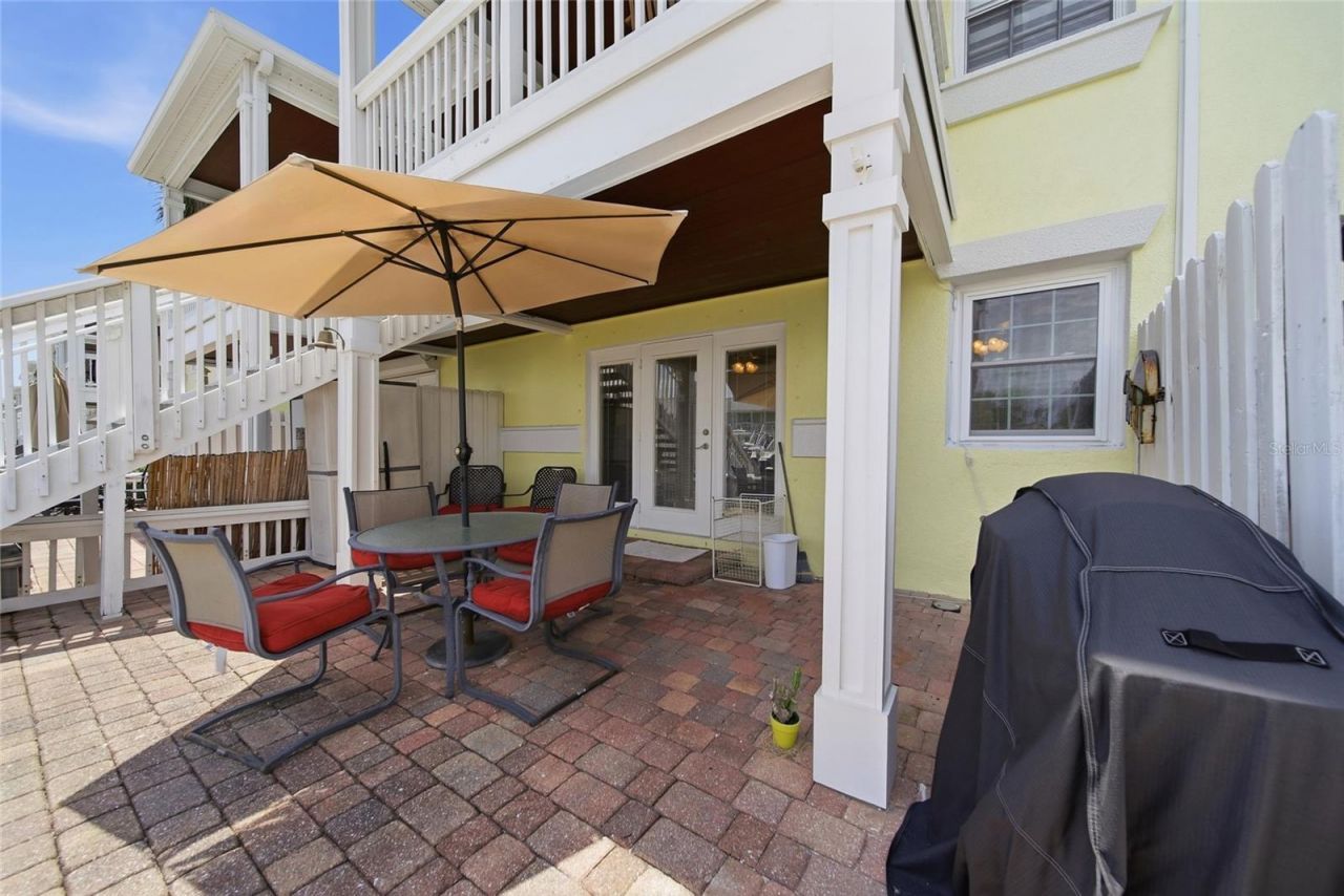 5092 Beach Drive Se, Unit A, Saint Petersburg, FL 33705 Photo