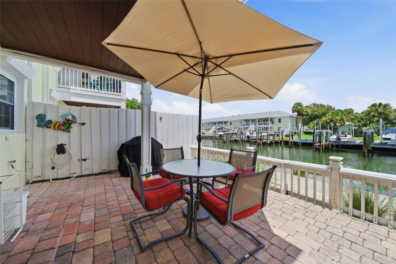 5092 Beach Drive Se, Unit A, Saint Petersburg, FL 33705 Photo