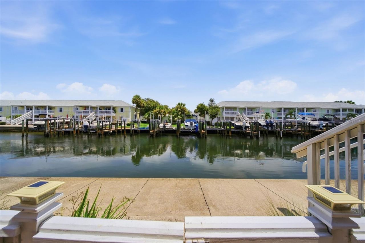 5092 Beach Drive Se, Unit A, Saint Petersburg, FL 33705 Photo
