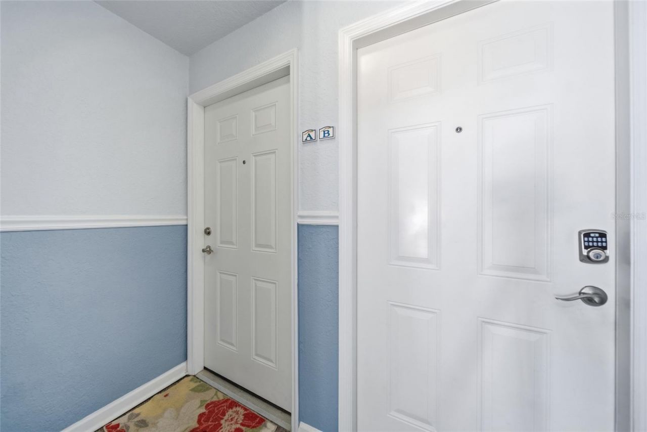 5092 Beach Drive Se, Unit A, Saint Petersburg, FL 33705 Photo