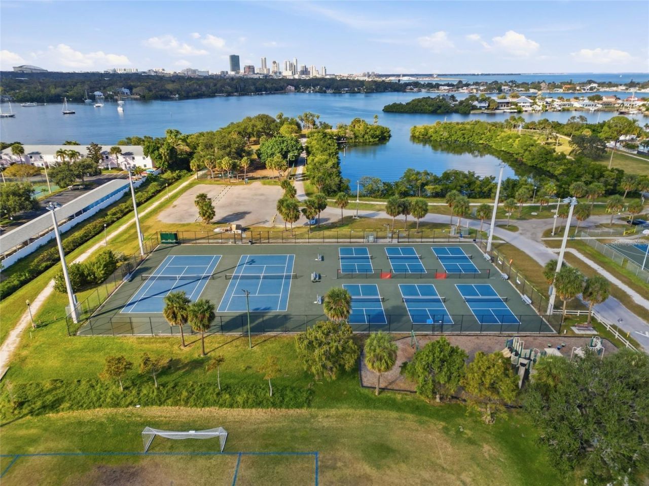 5092 Beach Drive Se, Unit A, Saint Petersburg, FL 33705 Photo