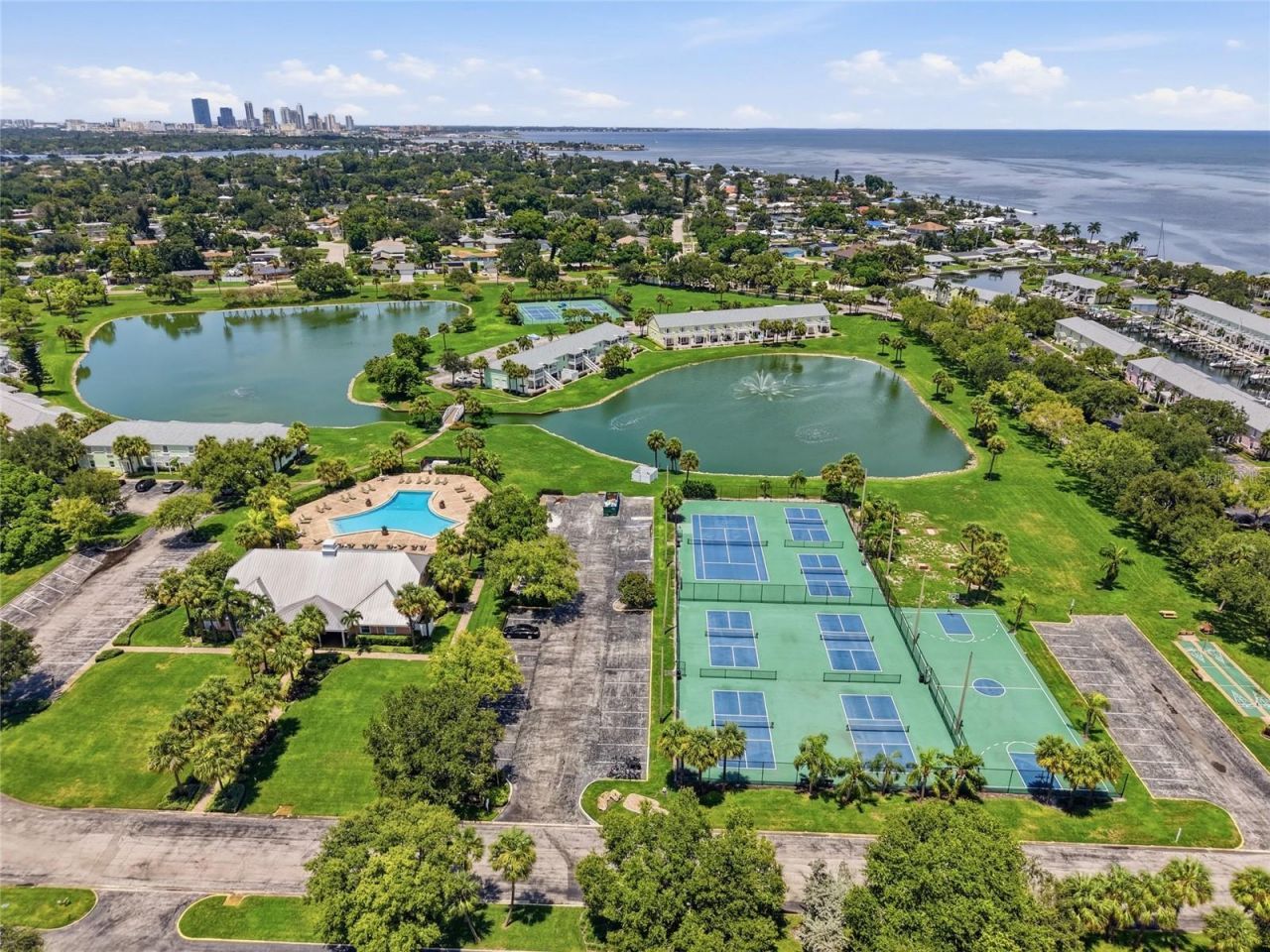 5092 Beach Drive Se, Unit A, Saint Petersburg, FL 33705 Photo