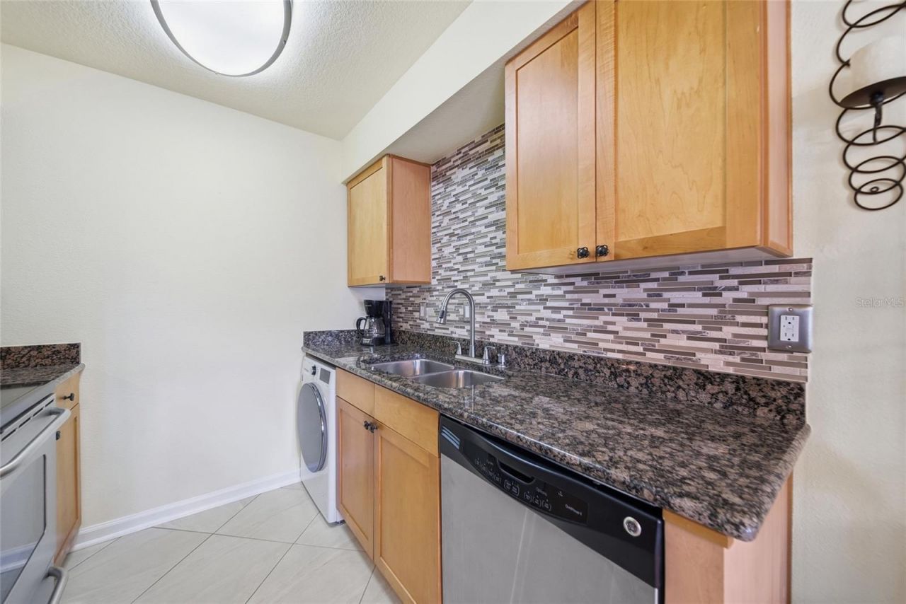 5092 Beach Drive Se, Unit A, Saint Petersburg, FL 33705 Photo